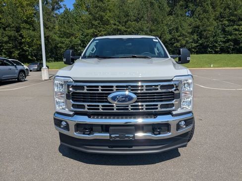 Certified 2026 Ford F250 XLT w/ FX4 Off-Road Package AWD/4WD image 2