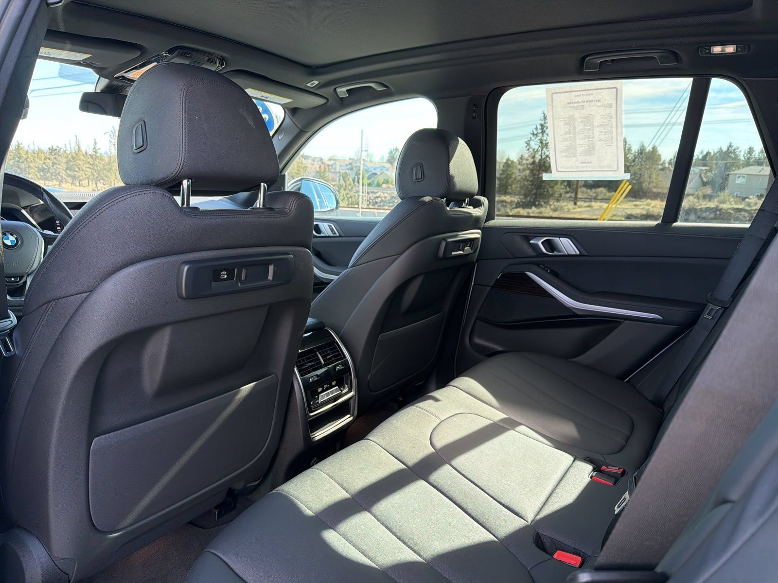 Used 2021 BMW X5 xDrive40i w/ Convenience Package AWD/4WD image 40