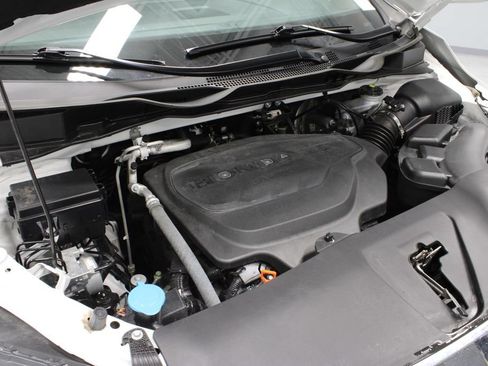Used 2023 Honda Odyssey Touring image 16