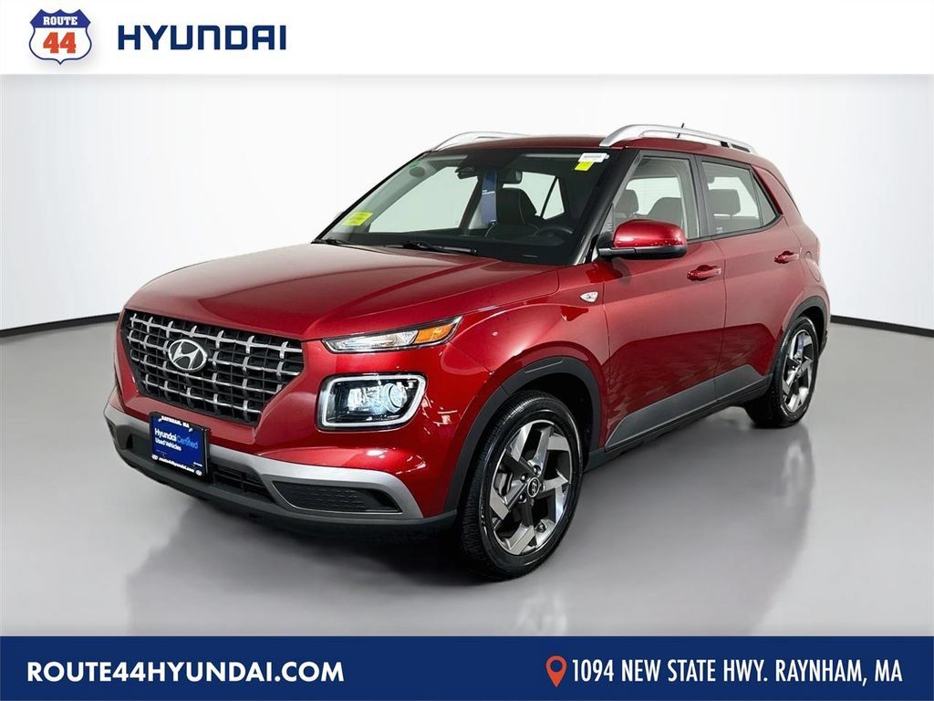 Used 2024 Hyundai Venue Limited FWD image 1