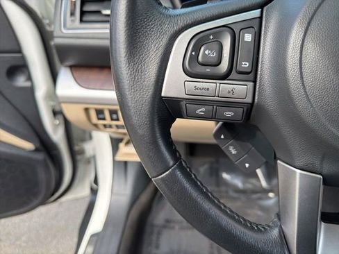 Used 2016 Subaru Outback 2.5i Limited AWD/4WD image 19