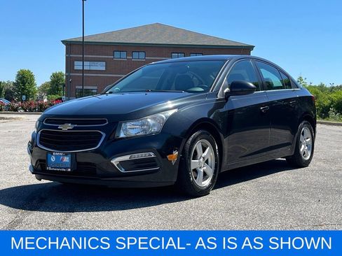 Used 2016 Chevrolet Cruze LT w/ Sun And Sound Package FWD image 3