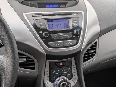 Used 2013 Hyundai Elantra GLS w/ Preferred Pkg FWD image 11