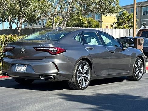 Used 2025 Acura TLX w/ Technology Package FWD image 4