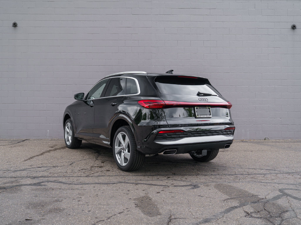 New 2026 Audi Q5 Premium Plus AWD/4WD image 4