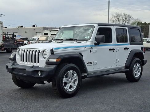 Used 2022 Jeep Wrangler Unlimited Sport AWD/4WD image 6