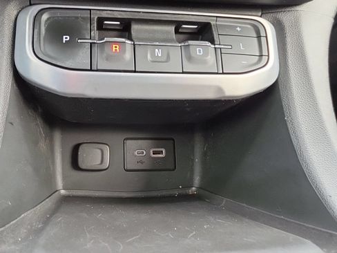 Used 2021 GMC Acadia SLE w/ Driver Convenience Package AWD/4WD image 18