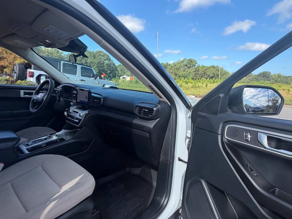 Used 2021 Ford Explorer 4WD image 39