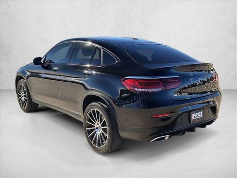 Used 2023 Mercedes-Benz GLC 300 4MATIC Coupe image 8