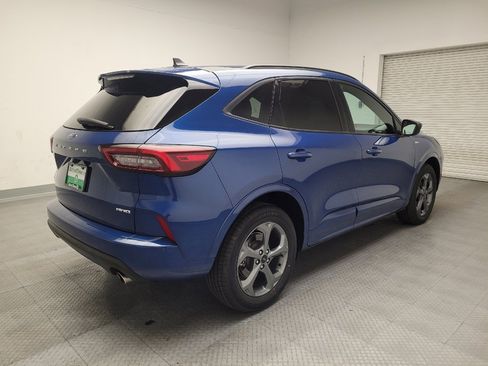 Used 2023 Ford Escape ST-Line image 9