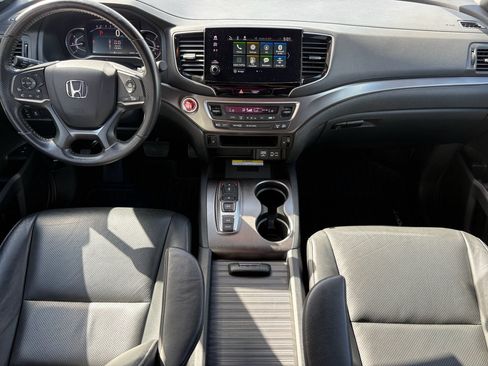Used 2023 Honda Passport EX-L image 2