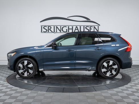 Certified 2024 Volvo XC60 T8 Plus w/ Climate Package AWD/4WD image 8