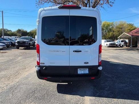 Used 2018 Ford Transit 350 XLT image 5