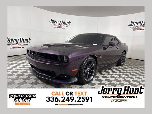 Used 2021 Dodge Challenger R/T Scat Pack image 1