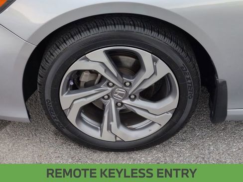 Used 2020 Honda Accord EX image 11