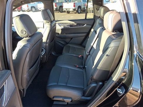 Certified 2023 Cadillac XT6 Premium Luxury w/ Technology Package image 8