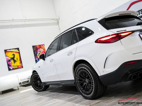 Used 2024 Mercedes-Benz GLC 43 AMG 4MATIC image 90