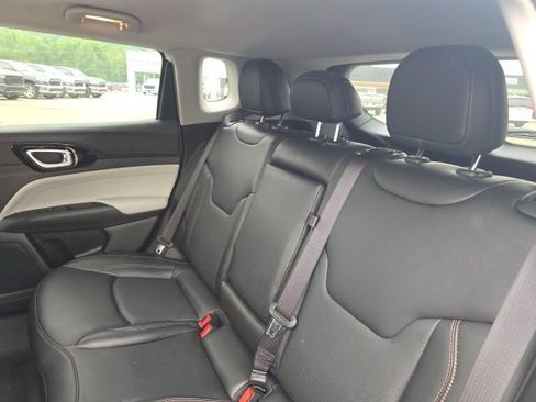 Used 2022 Jeep Compass Limited AWD/4WD image 23
