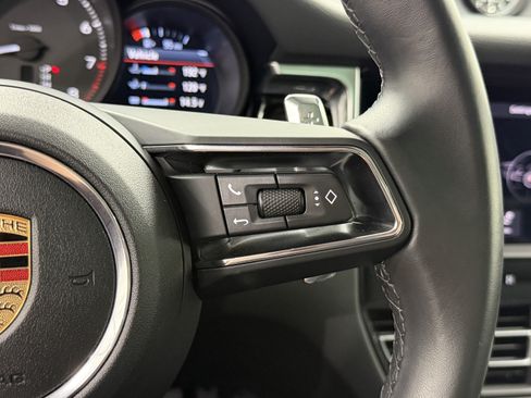 Certified 2024 Porsche Macan AWD/4WD image 52