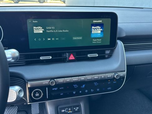 New 2026 Hyundai Ioniq 5 SE image 6