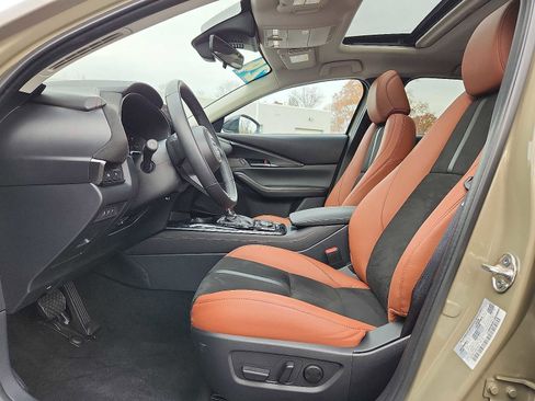 Used 2024 MAZDA CX-30 Carbon image 13