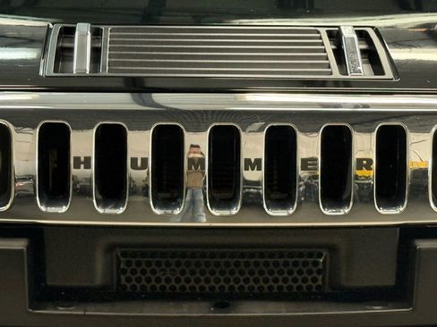 Used 2007 HUMMER H2 SUT Sport Utility Pickup 4D image 5