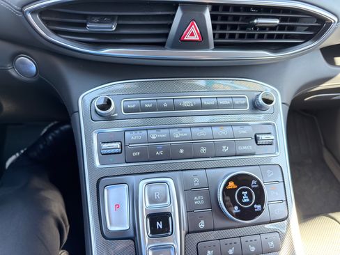 Used 2023 Hyundai Santa Fe Limited image 31