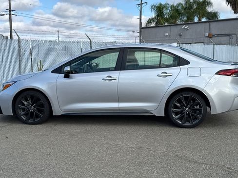 Used 2024 Toyota Corolla XSE FWD image 2