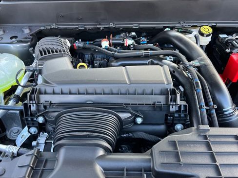 New 2026 Ford Maverick Tremor image 4