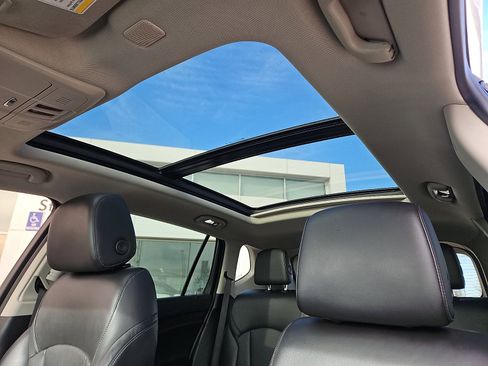 Used 2020 Buick Envision Essence w/ Experience Buick Package image 12