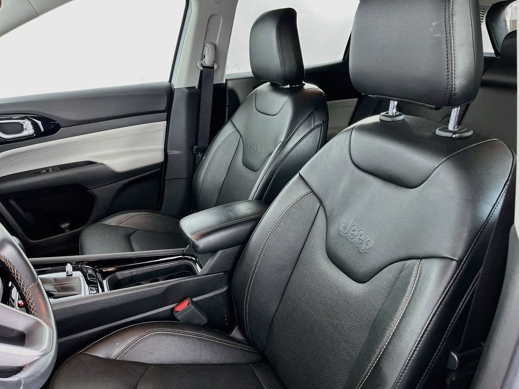 Used 2022 Jeep Compass Limited AWD/4WD image 26