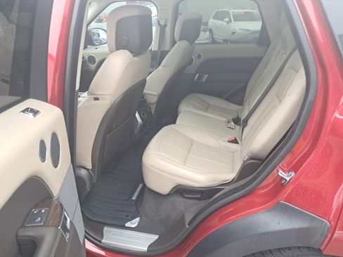 Used 2019 Land Rover Range Rover Sport Supercharged image 4