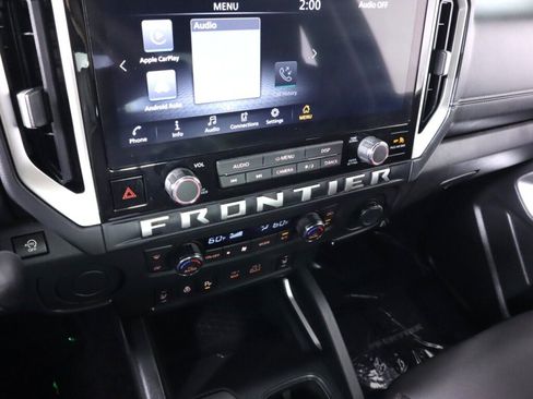 Used 2025 Nissan Frontier SV w/ SV Convenience Package RWD image 18
