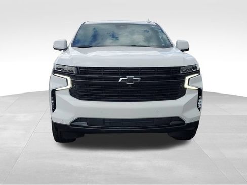 Certified 2024 Chevrolet Suburban RST w/ Luxury Package AWD/4WD image 8
