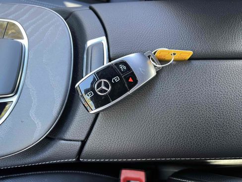Used 2021 Mercedes-Benz E 350 Sedan image 9