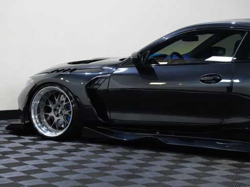 Used 2021 BMW M4 Coupe w/ Executive Package RWD image 19