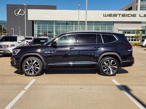 Used 2024 Volkswagen Atlas SEL Premium R-Line image 4