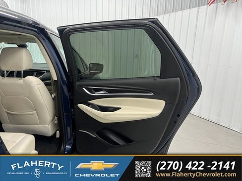 Used 2023 Buick Enclave Essence w/ Experience Buick Package FWD image 12