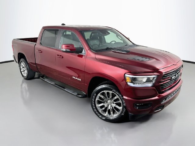 Used 2023 RAM 1500 Laramie AWD/4WD image 3