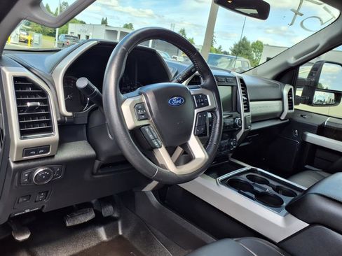 Used 2020 Ford F250 Lariat image 16