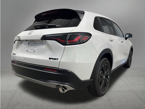 New 2027 Honda HR-V Sport image 5