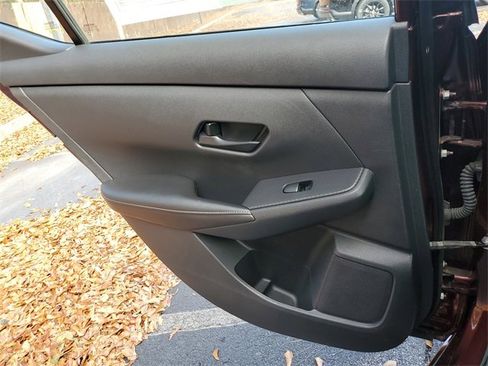 Used 2024 Nissan Sentra SV image 13