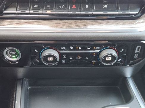 Used 2022 Chevrolet Silverado 1500 RST image 16