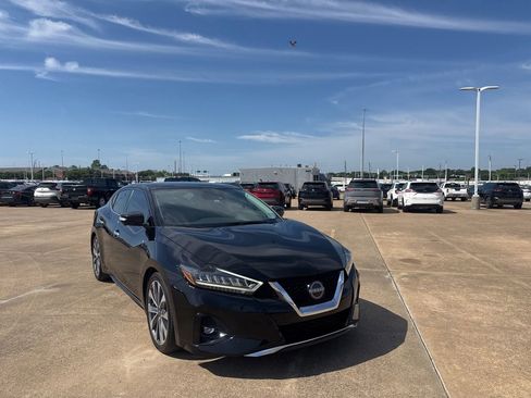 Used 2023 Nissan Maxima Platinum w/ Sport Mat Group FWD image 1