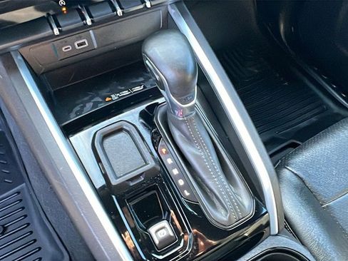 Certified 2023 Chevrolet Colorado LT w/ LT Convenience Package II image 27