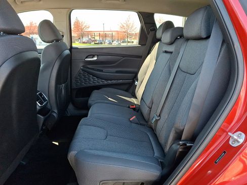 Used 2020 Hyundai Santa Fe SE image 10