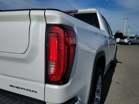 Used 2020 GMC Sierra 1500 Denali w/ Denali Ultimate Package AWD/4WD image 11