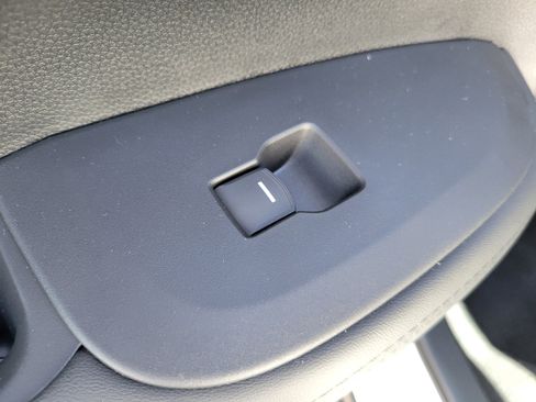 Used 2026 Honda HR-V LX image 14