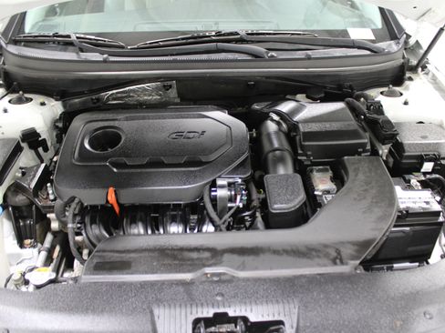 Used 2015 Hyundai Sonata SE image 38