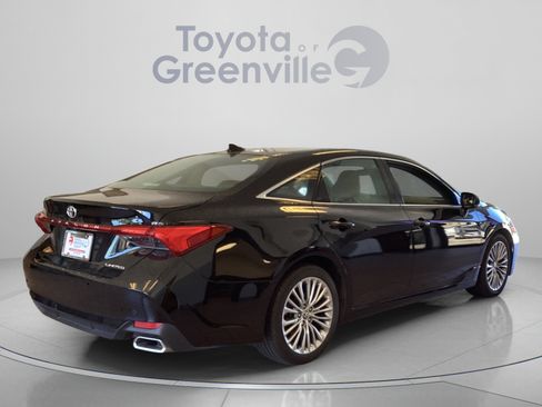 Certified 2022 Toyota Avalon Limited w/ Advanced Safety Package FWD image 6
